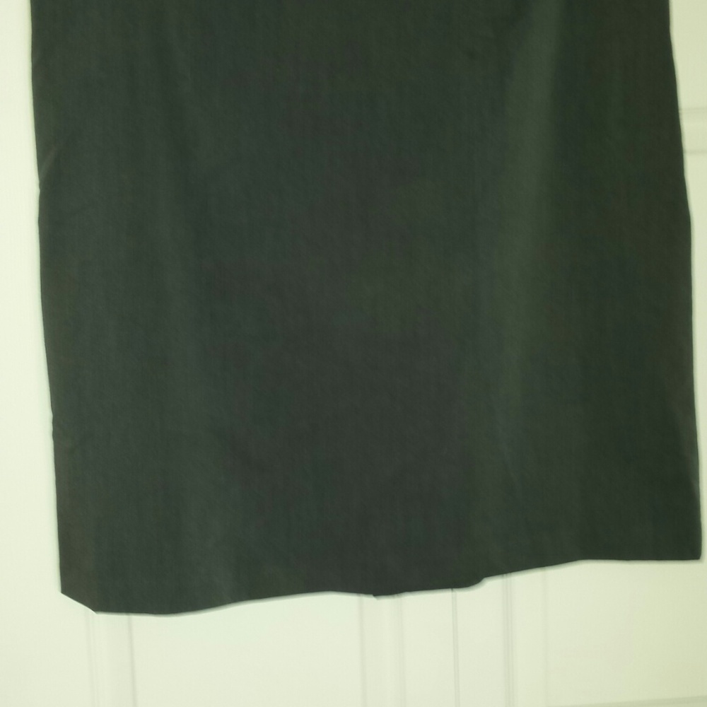 Womens gray skirt Jaclyn Smith